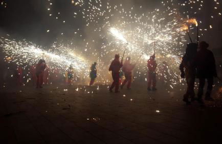 QEhome - confort, parking y cargador EV en el centro de Manresa - Photo 26