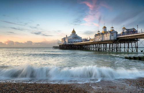 Beautiful cozy old Cottage near the Sea and all Attractions - Foto 35