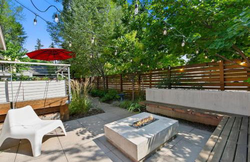 Maple Courtyard - Old Town with King Suite & Piano - Foto 32