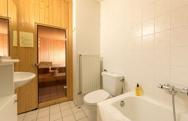 Stylish Semi-detached Villa With Garden, Near the Beach - Foto 10