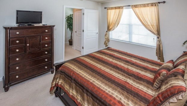 Bella Villa - Photo 5, Room