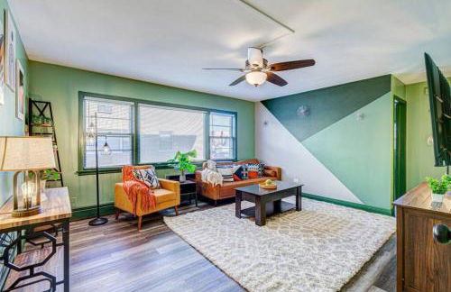 Top Rated Condo - Historic Location - Foto 8