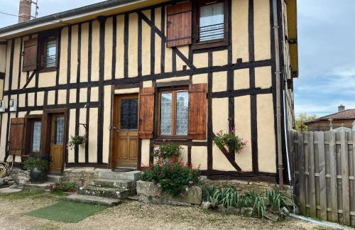 Maison chaleureuse à La Porte-du-Der avec jardin privatif - Foto 13