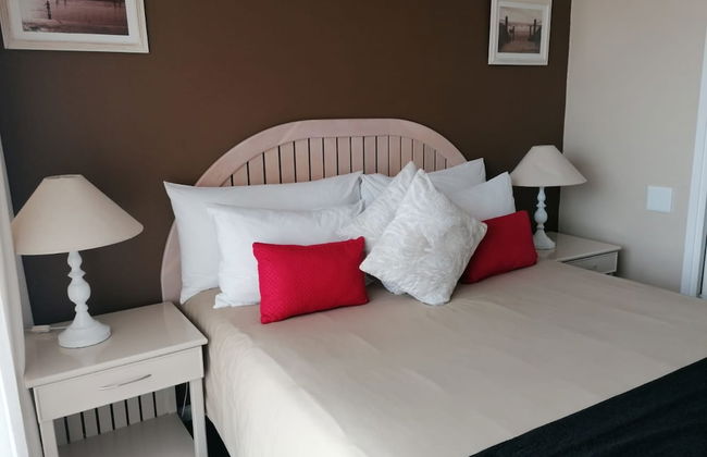 Cape Town Beachfront Apartments At Leisure Bay - Photo 5