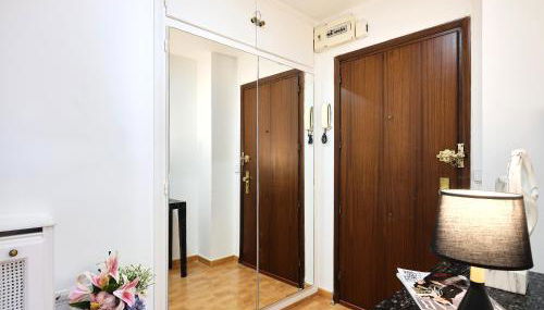 My City Home - Elegante apartamento en Chamberí - Photo 5, Lobby or reception