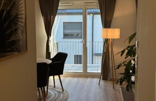 Ferienwohnung-Parkplatz-Balkon-Küche-SmartTV-Waschtrockner - Foto 24