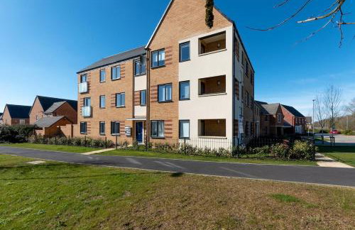 Cozy 2 Bed in Milton Keynes Free parking & WiFi - Photo 39