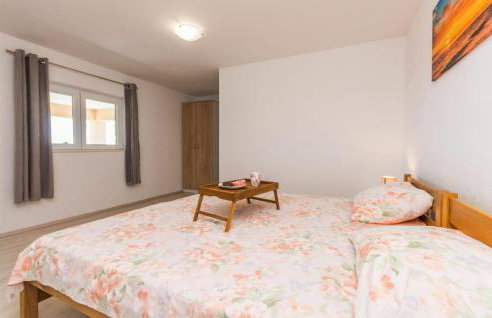 7 Bedroom Awesome Home In Polaca - Foto 38