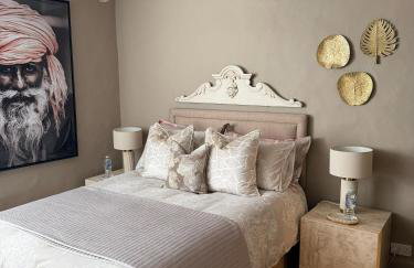 Entire Georgian luxury house - 3 Storey- High St Henley-in-Arden -Two bedrooms-Sleeps 4 people Close to Stratford upon Avon - Warwick - Solihull - NEC - Photo 1