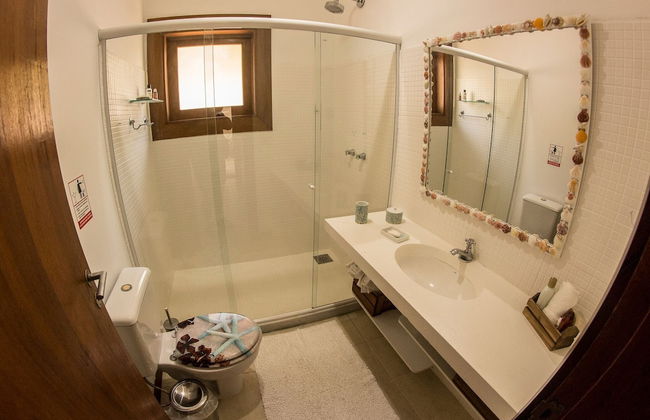 Mansão Exuberante Pé na Areia Ferradura - Photo 39