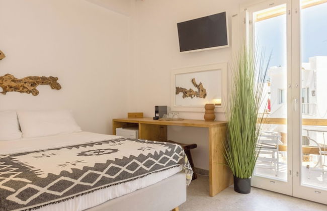 Parosquare Central Suites - Photo 1