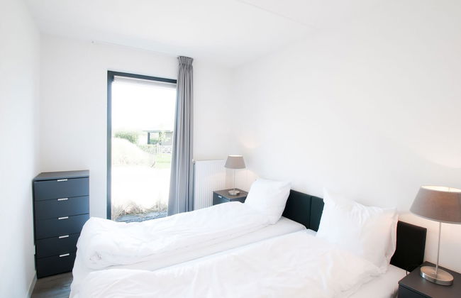 6 bedroom House in Tholen with terrace - Photo 12