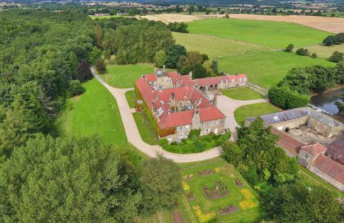 Finest Retreats - Ingleby Manor - Gun Room - Photo 1