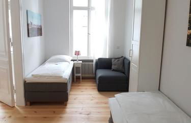 LANG Re by ROCKCHAIR Apartments l SUPERHOST Status l 2 Bedrooms Boxspringbeds in City Center - Cozy Family & Business Flair welcomes you! - Foto 9