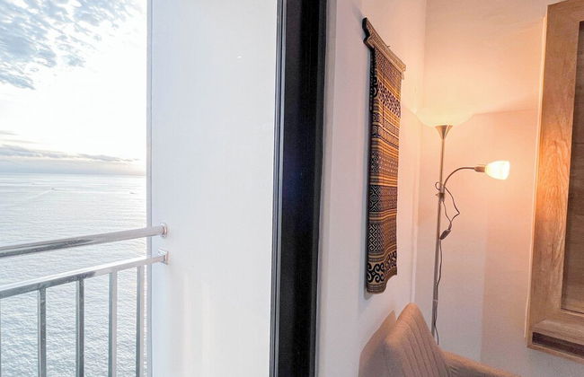 The Simply Look 1Br Apartment At Delft Ciputra Makassar - Photo 11