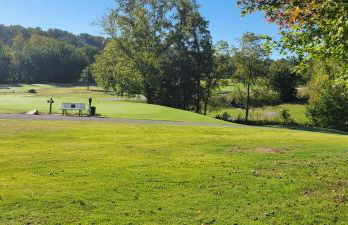 LI Airbnb - NWA mt bike, hike, and golf retreat - Foto 10