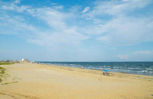 Happy in Margaritaville - Photo 11