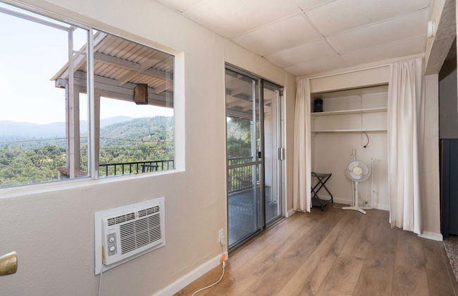 Sleepy Sasquatch 1 Adventure for 2!! - Foto 3