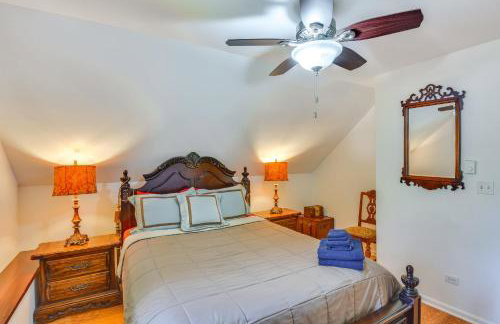 Pet Friendly with Fire Pit Walk to the Beach! - Photo 16