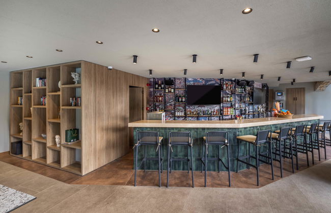 Club Aquarium Apartments - Photo 4