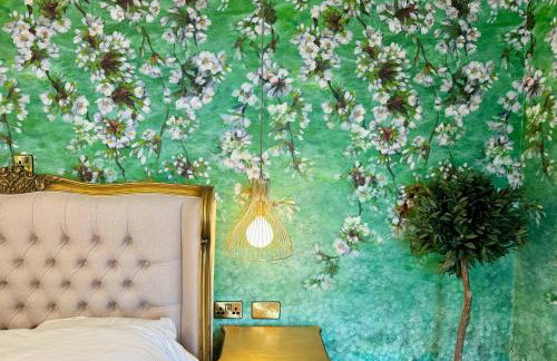 Secret Garden House - 7 bed Manor House with Hot Tub and Magical walled Gardens - Foto 3