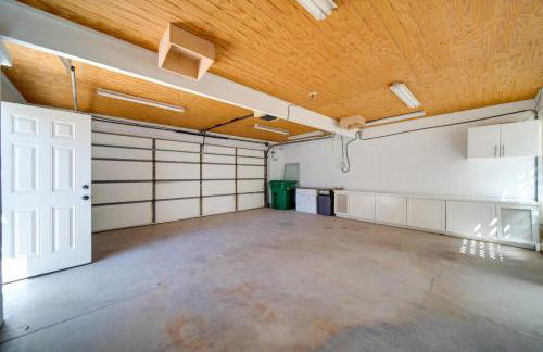 5 Mi to Camelback Ranch Pet-Friendly Home with Pool - Foto 21