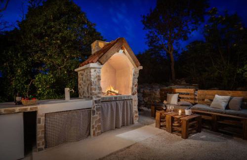 Villa Cavalleria Rusticana with heated pool and vineyard - Photo 80