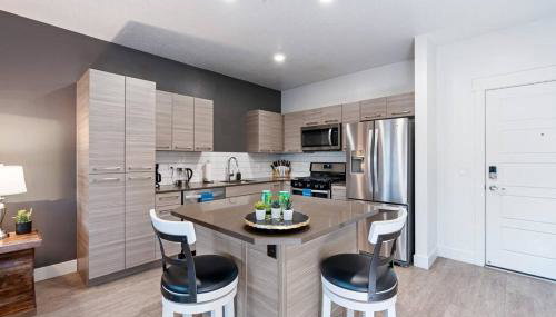 Lux Apt -PoolHotTubGymPrkg-View! - Foto 2