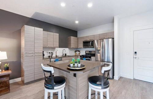 Lux Apt -PoolHotTubGymPrkg-View! - Foto 2