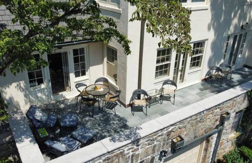 Luxury 5 Star Home with Amazing Water Views - Foto 12