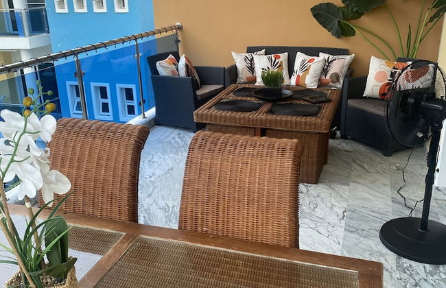 2 Minutes Walk to Beach Huge 3 bdrm Condo with Pool - Photo 55