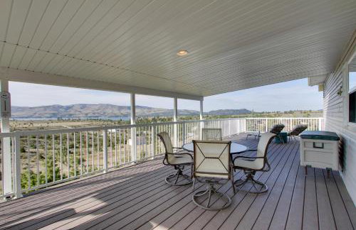 Spacious Canyon Ferry Lake House with Bar and Views! - Foto 35
