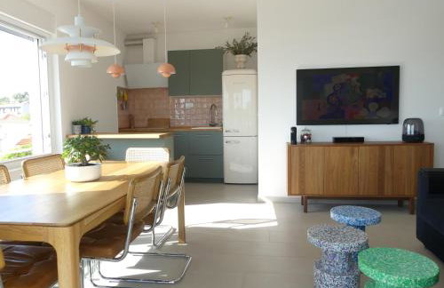 Seaside Serenity - Elegant Apartment with Stunning Sea Views - Foto 4