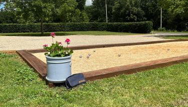 Luxury 3 Bed Home with Heated Swimming Pool Air Con and Boules Pitch - Foto 2, Garden