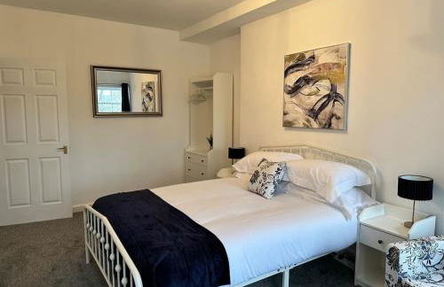 Beautiful Grade 2 Home in centre of Newcastle-St James Park FREE CITY PARKING - Foto 27