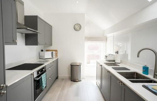 Prime Location Steps from Royal Liverpool Golf - Foto 9