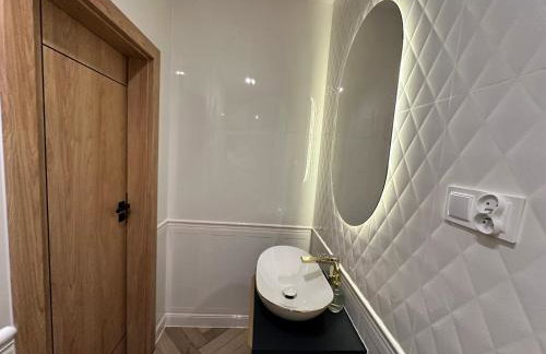 Apartamenty OFF PIOTRKOWSKA w Roosevelta Residence, Klimatyzacja, Wejście na KOD, WiFi, FV - Foto 51