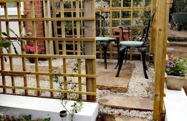 Super sunny studio with own terrace & parking - Photo 15