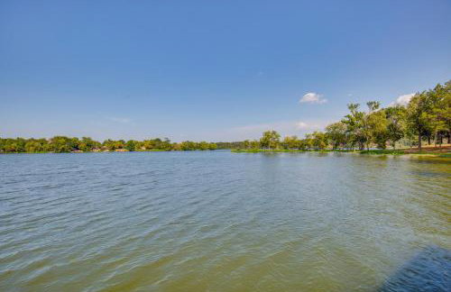 Lakefront Cabin with 2 Lofts, Boats on 4 Acres - Foto 38
