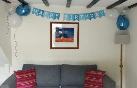 Bryntirion Farmhouse Apartment with Hot Tub - Foto 9