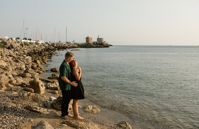 Express Photoshoot in port Old town of Rhodes - Photo 8