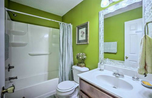 Spacious Acworth Home with Deck about 1 Mi to Lake - Foto 18