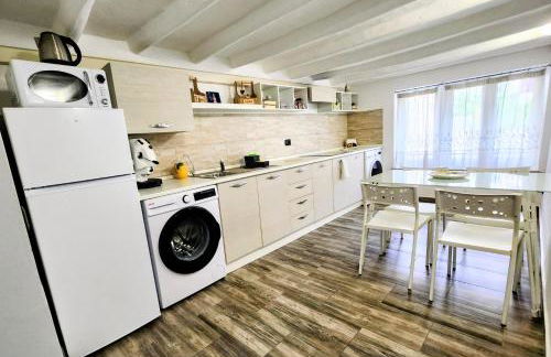 Don Vito's Home, DsG2 Short Lets, 250 mt Metrò - Foto 3