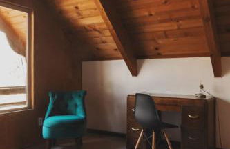 Spacious 4-bedroom cabin on secluded private land - Foto 17