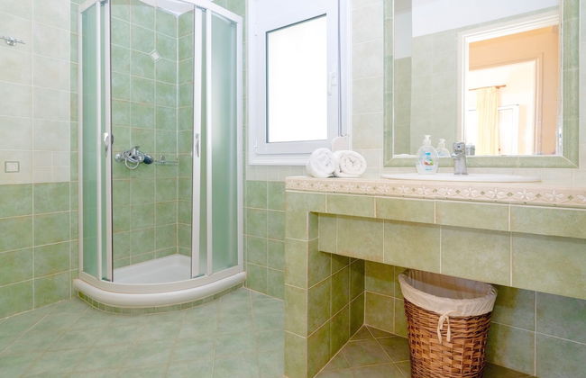 Dafni Villa by LeaderStay - Foto 15