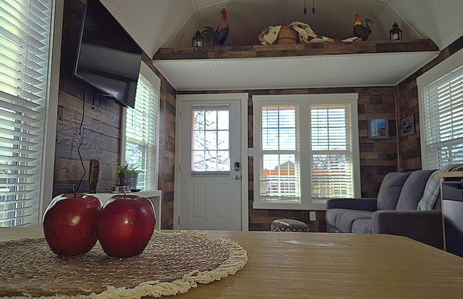 Redbud Tiny Home Resort - Photo 9