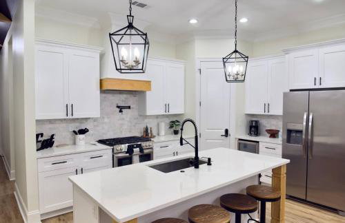 Spacious Luxury Home | 10 Mins to New Orleans - Foto 8