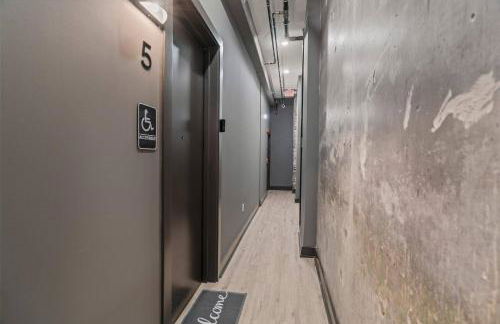 Walk to Everything in Old City- ADA compliant unit - Foto 23