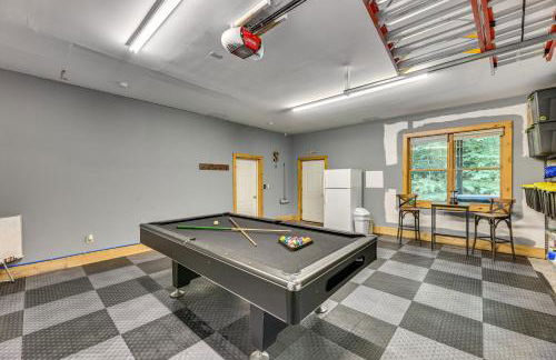 Cabin with Hot Tub and WiFi 4 Mi to Snowshoe Resort - Foto 29