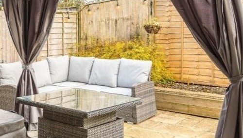 Annexe with Courtyard & Hot Tub Option - Foto 5